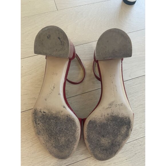 Salvatore Ferragamo Red Patent Leather Heeled Sandals Womens Size 6.5 With Bow & - Picture 10 of 10